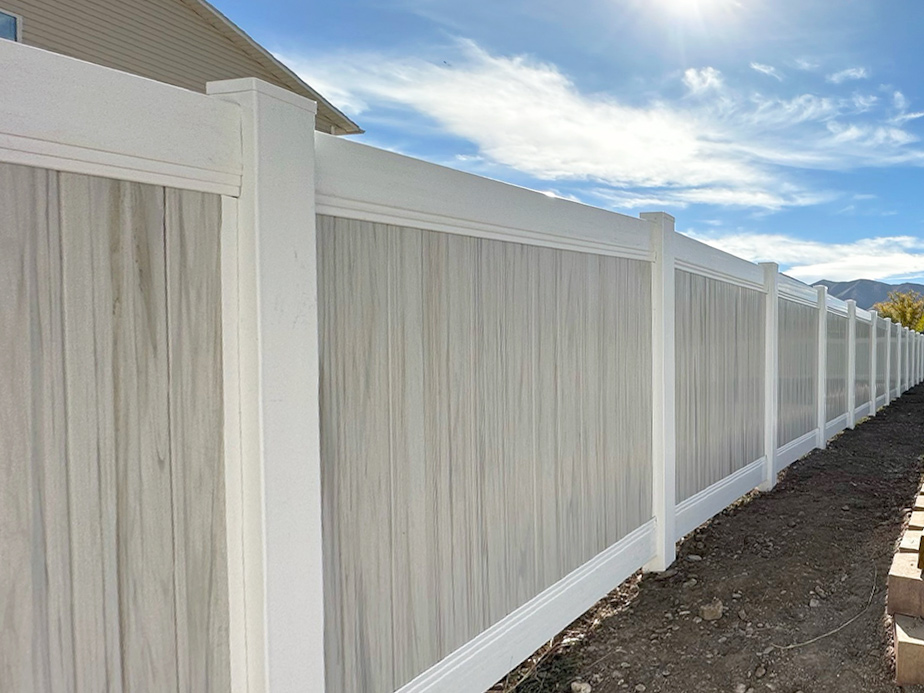 Jerome Idaho vinyl privacy fencing